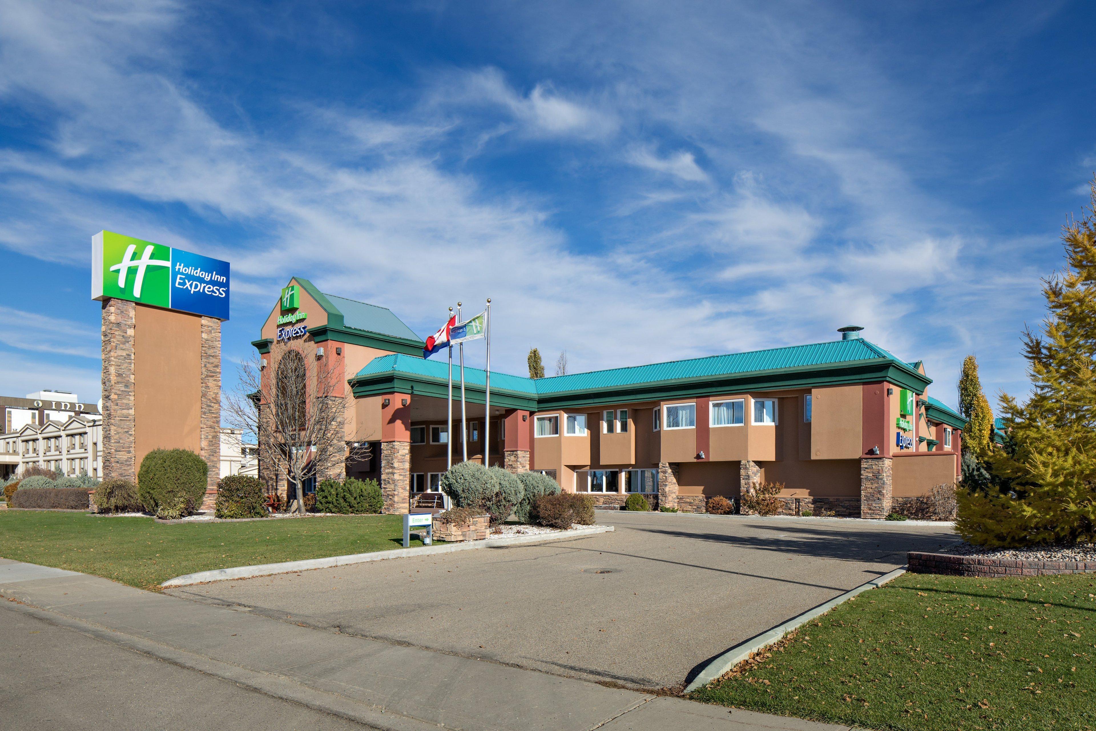 Holiday Inn Express Red Deer By Ihg Extérieur photo